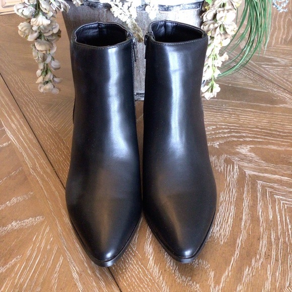 Yoki Womens Rome Black Zip Side Heeled Ankle Booties Size 9 - Picture 3 of 7